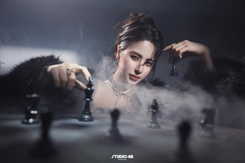CHESS4