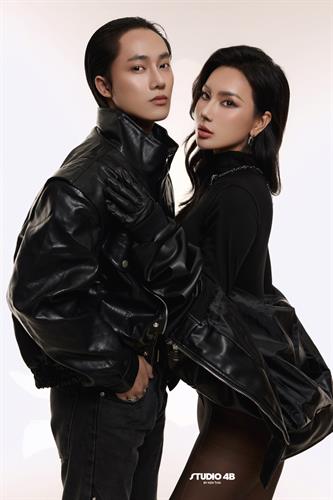 COUPLE IN BLACK #311