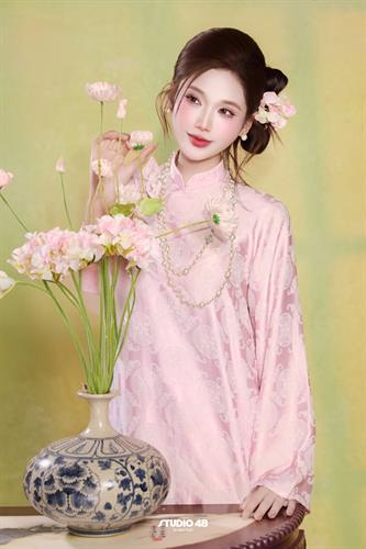 NHƯ HOA2