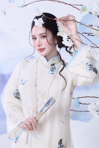 BẠCH VÂN12
