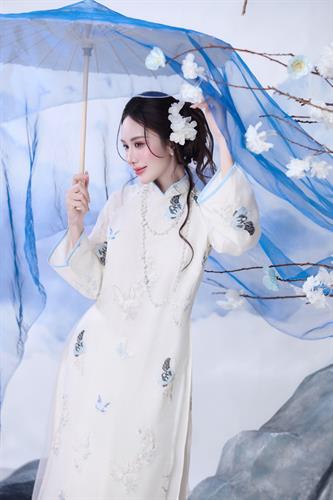 BẠCH VÂN2