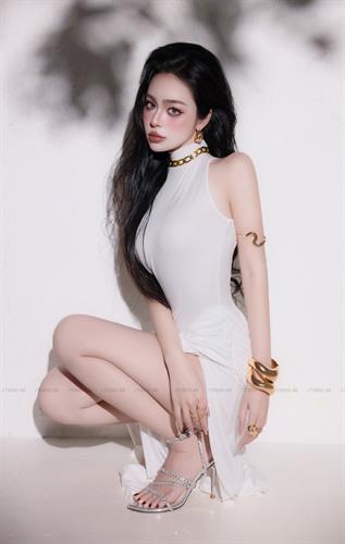 GODDESS7