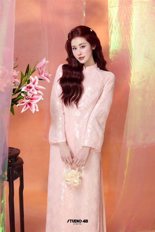 HUỆ XUÂN